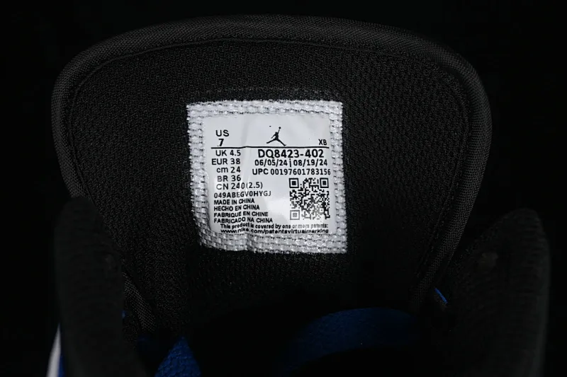 All categories Air Jordan Jordan series basketball shoes Air Jordan 1 Mid Air Jordan 1 Mid AJ1 Joe 1 white and blue color Zhongbang basketball shoes DQ8423-402